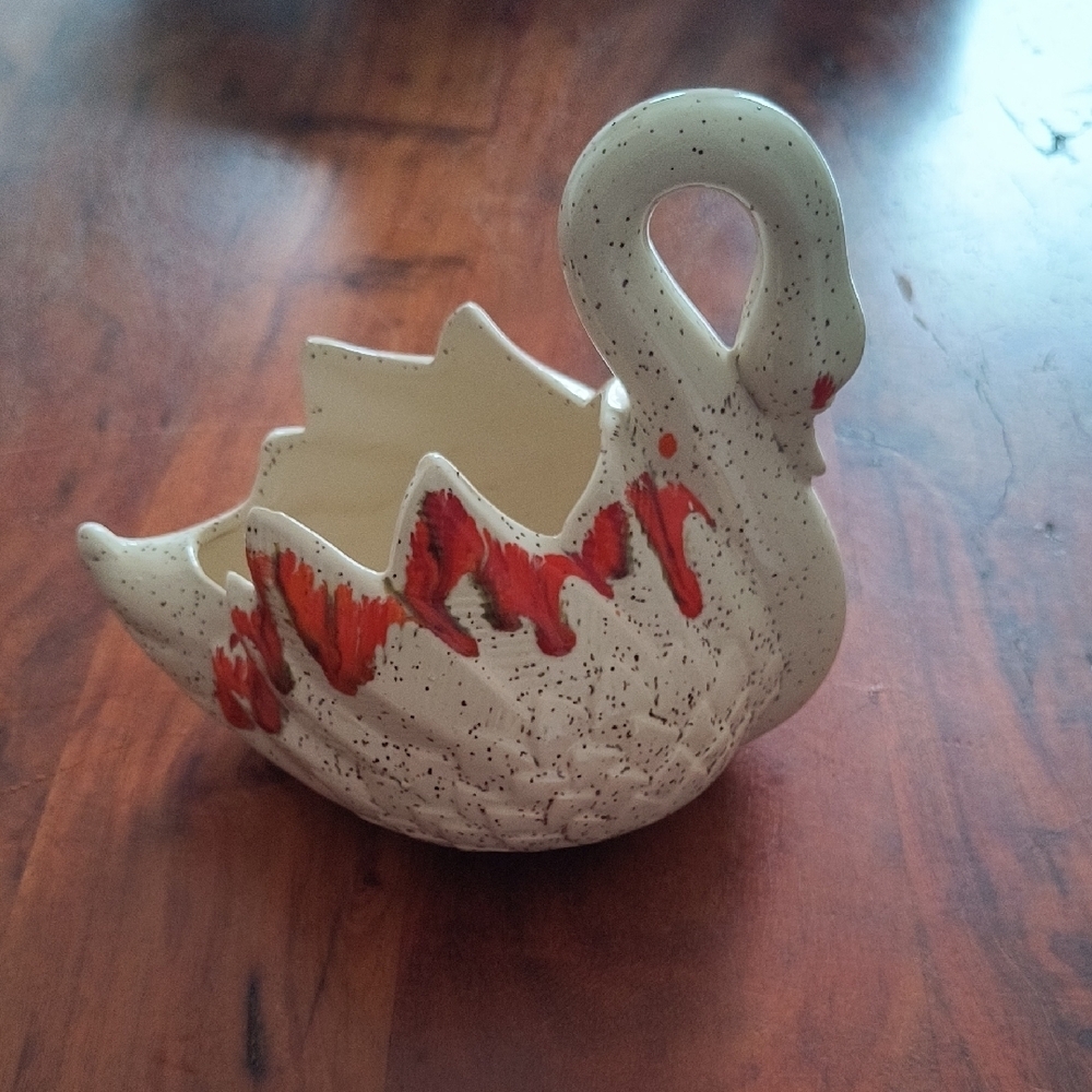 Elegant Swan Ceramic Hand Made Art Piece - White and Red